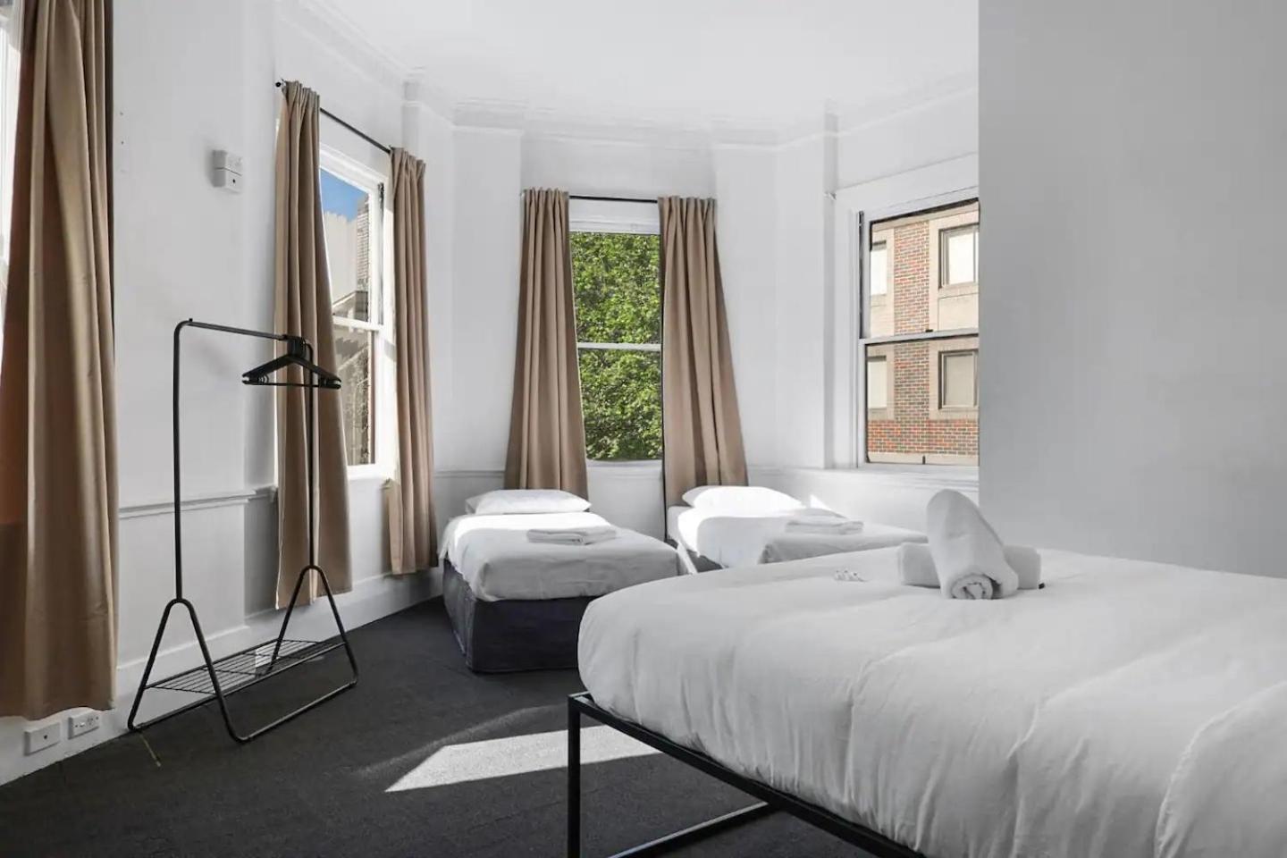 Venus By The Harbour Budget Hotel Sidney Exterior foto