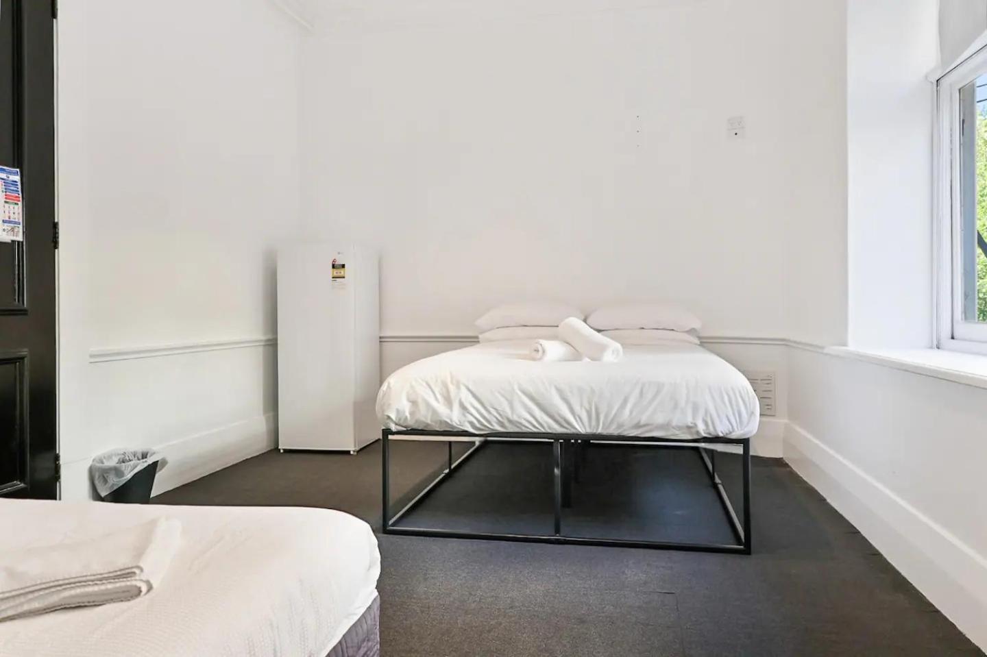 Venus By The Harbour Budget Hotel Sidney Exterior foto