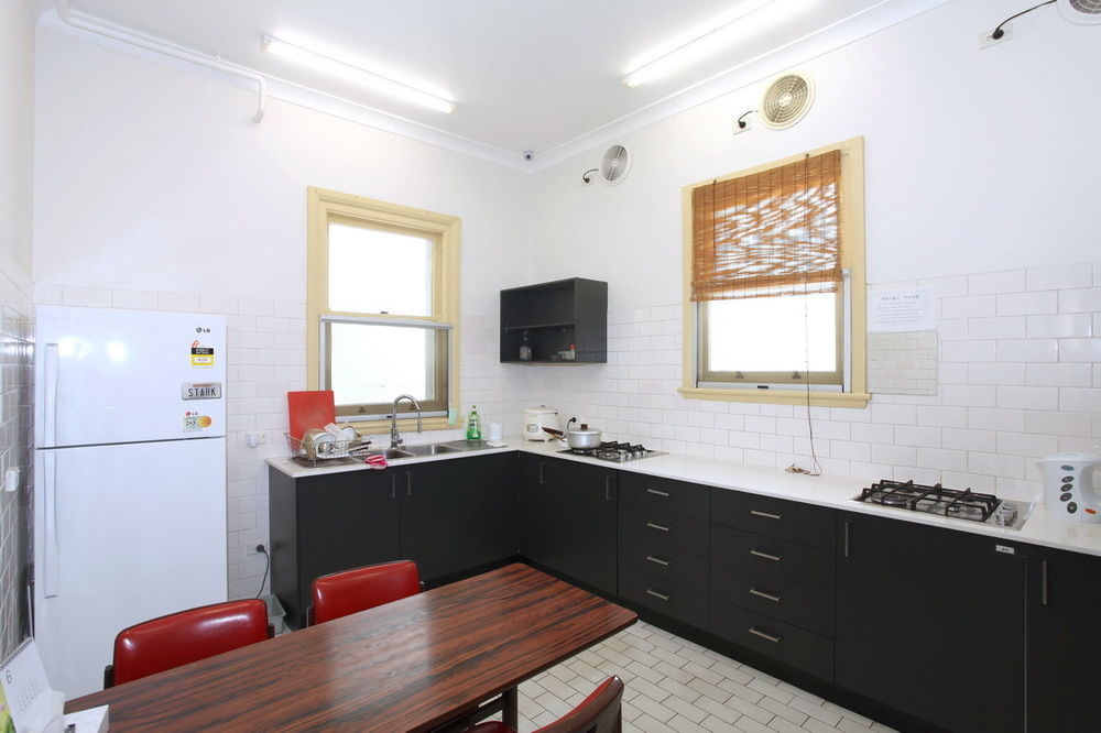 Venus By The Harbour Budget Hotel Sidney Exterior foto